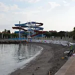 Sea View Terrace איזולה