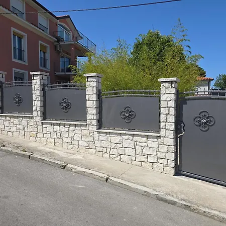 Sea View Terrace * איזולה